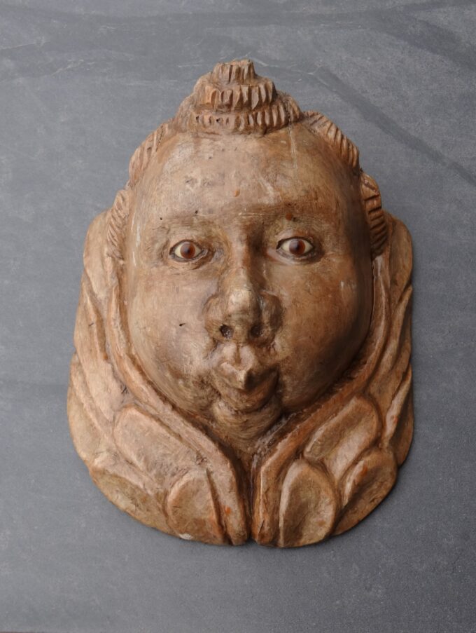 Carved wooden angel, vintage Mexican sculpture, carved head, ancient crafts, handcrafted cherub, cherub face,