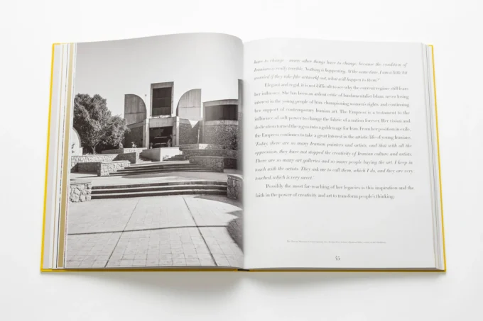 Iran Modern,  The Empress of Art, The ultimate collection (livre) – Image 5