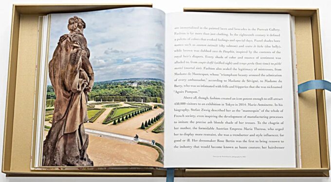 Château de Versailles book